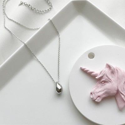 collier HUANZHI 2020 en forme de goutte d’eau pour femmes - Un bijou tendance idéal pour les soirées et les cadeaux - Adenbora