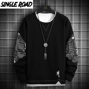 Oversized sweatshirt with trendy original color writing in streetwear style